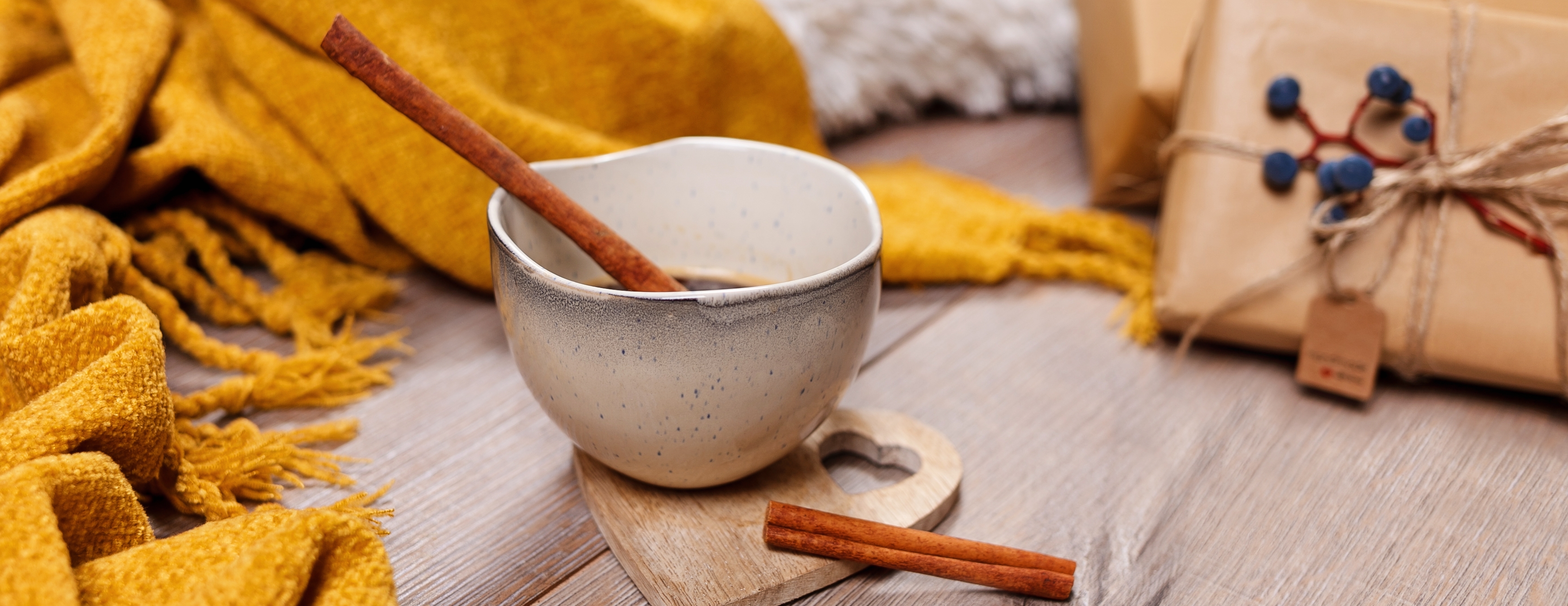 Добавяме и мъничко канела...